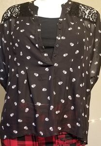 NWOT Sheer Skull With Lace Top 💀